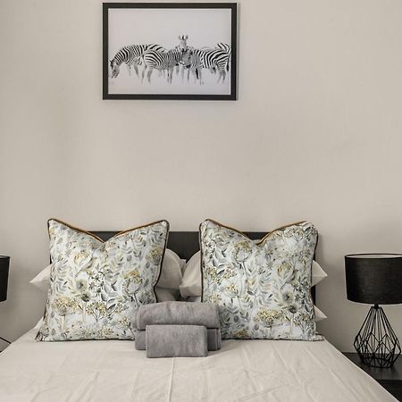 V&S Apartments - Immaculate Luxury Apartment In Fourways, Johannesburg Sandton Kültér fotó