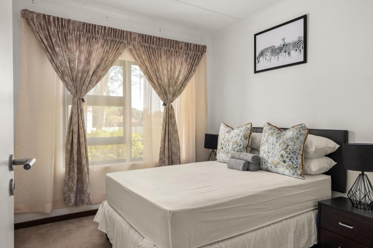 V&S Apartments - Immaculate Luxury Apartment In Fourways, Johannesburg Sandton Kültér fotó