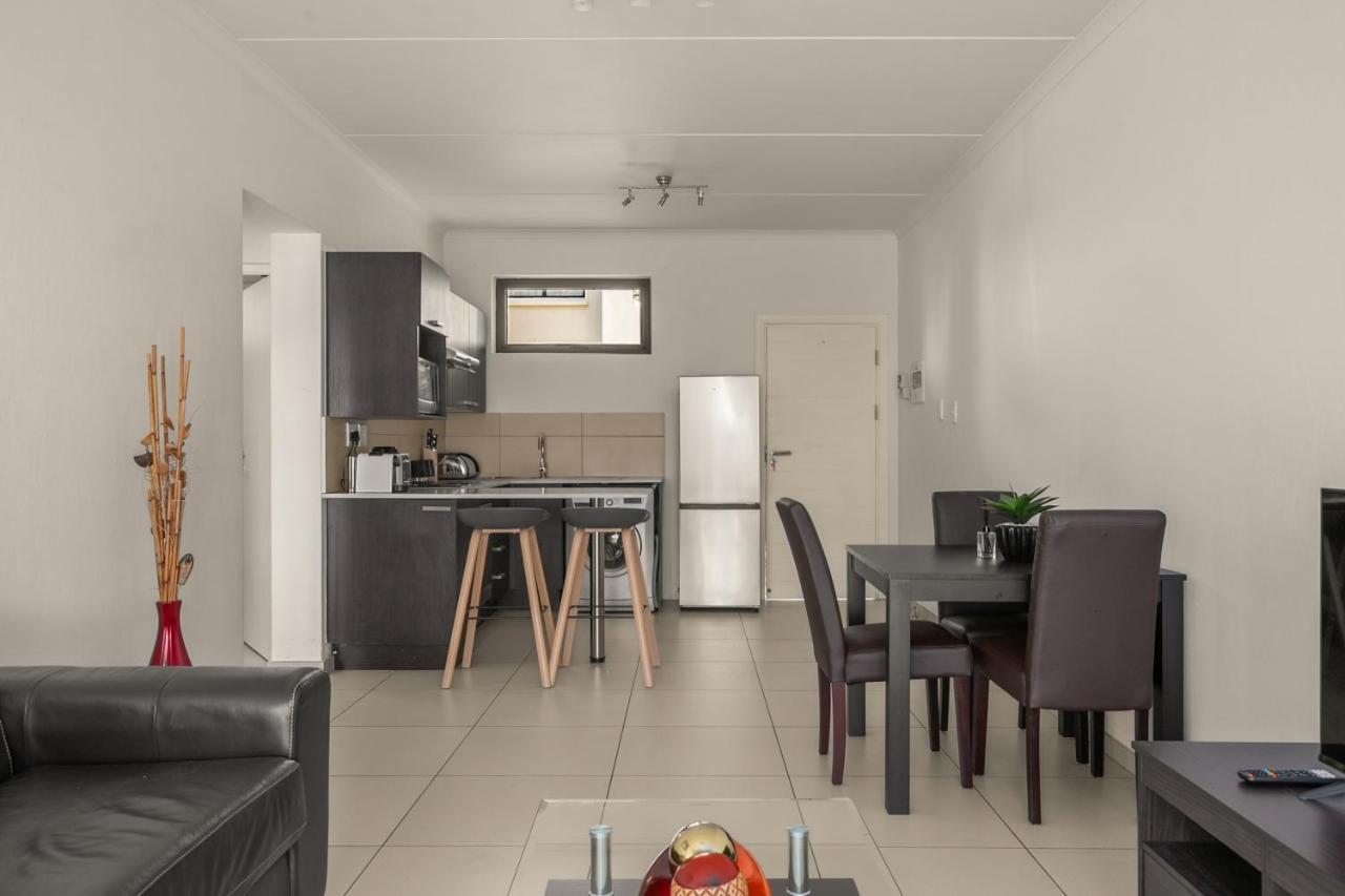 V&S Apartments - Immaculate Luxury Apartment In Fourways, Johannesburg Sandton Kültér fotó