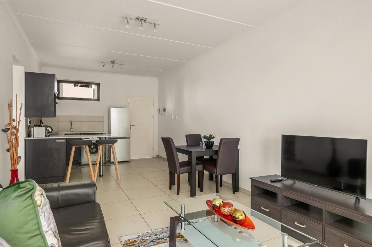 V&S Apartments - Immaculate Luxury Apartment In Fourways, Johannesburg Sandton Kültér fotó